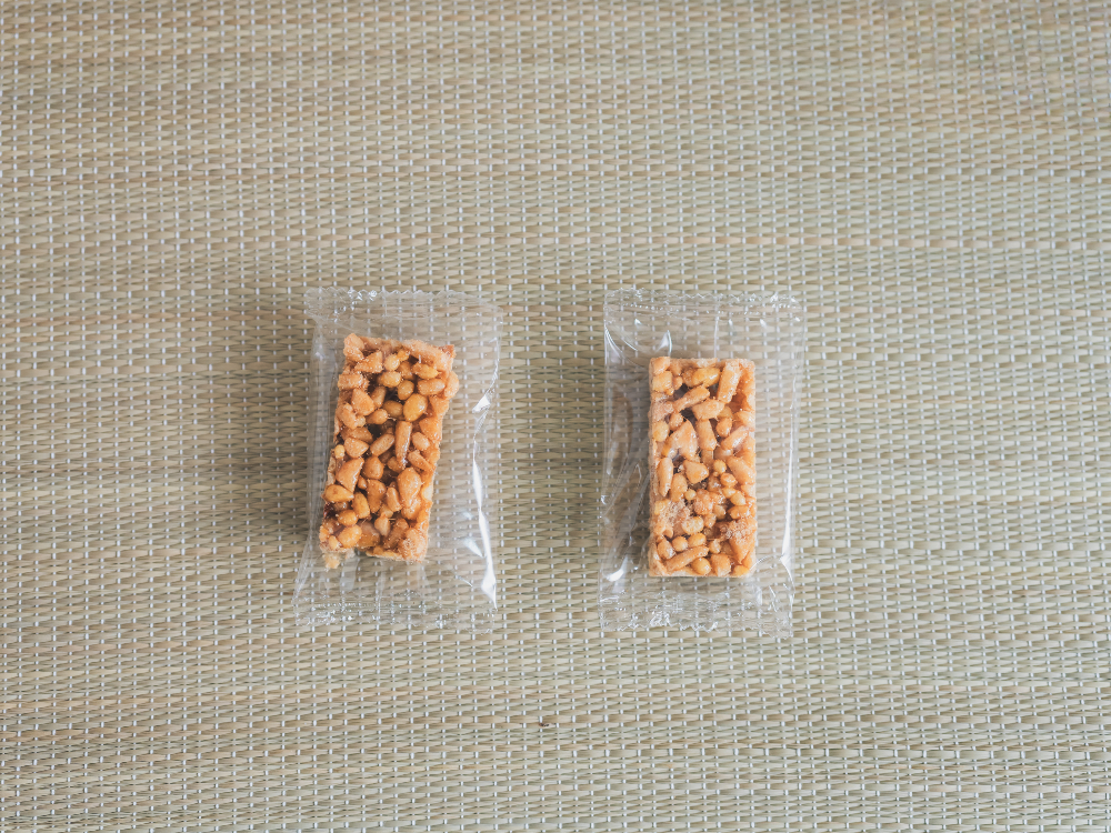 Caramel Kaminari Okoshi discovered in Yanaka Ginza — a modern twist on a classic Tokyo sweet.