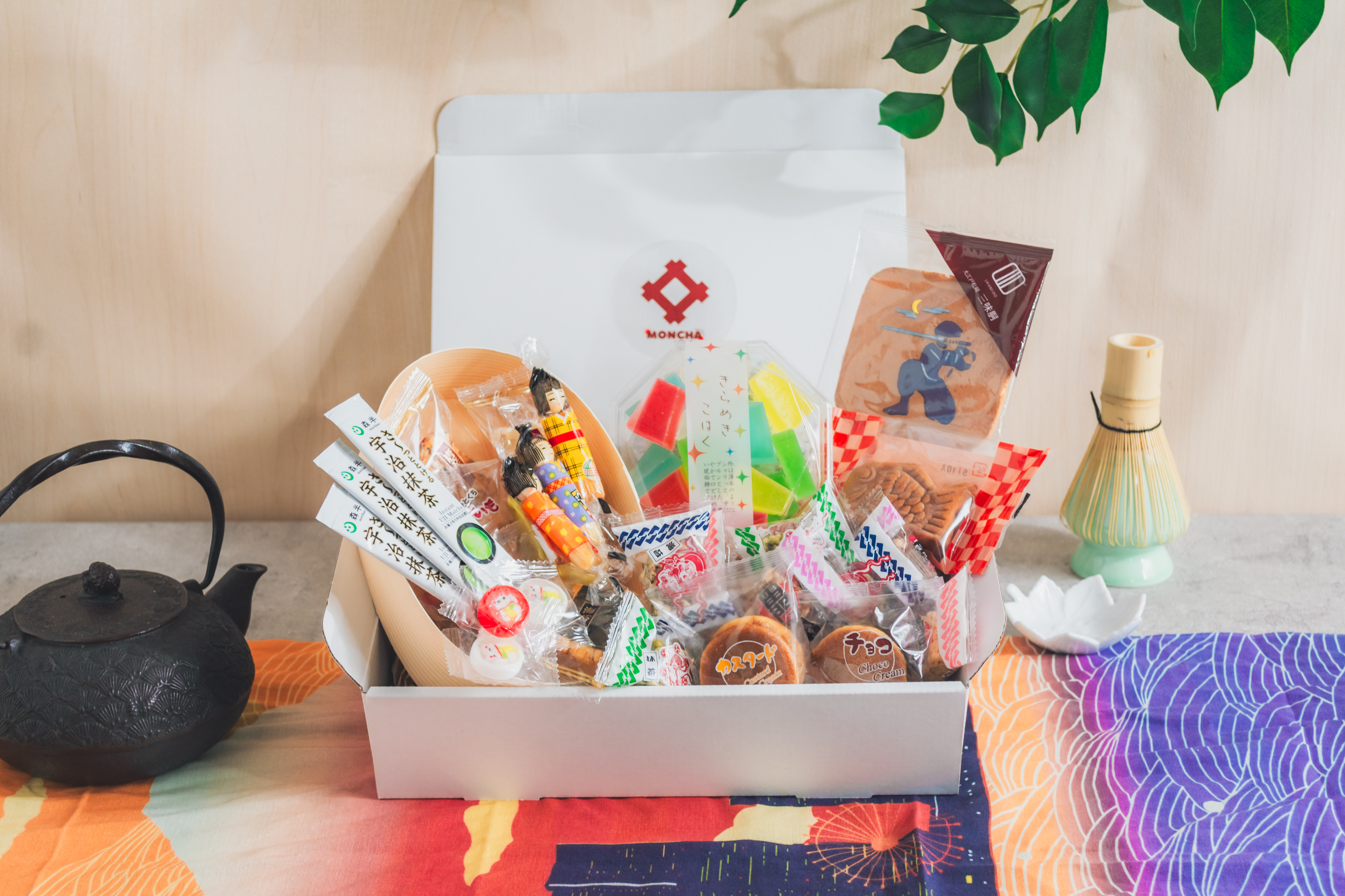 【Edible Gemstones】Tried Kohakutou and Discovered… Crunchy Outside, Jelly Inside – A Double-Act Japanese Sweet!